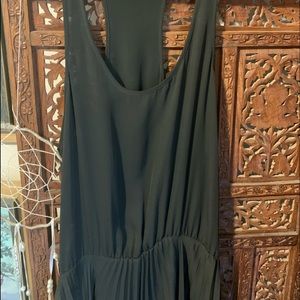 Maxi/Formal Hunter Green Parker Dress
